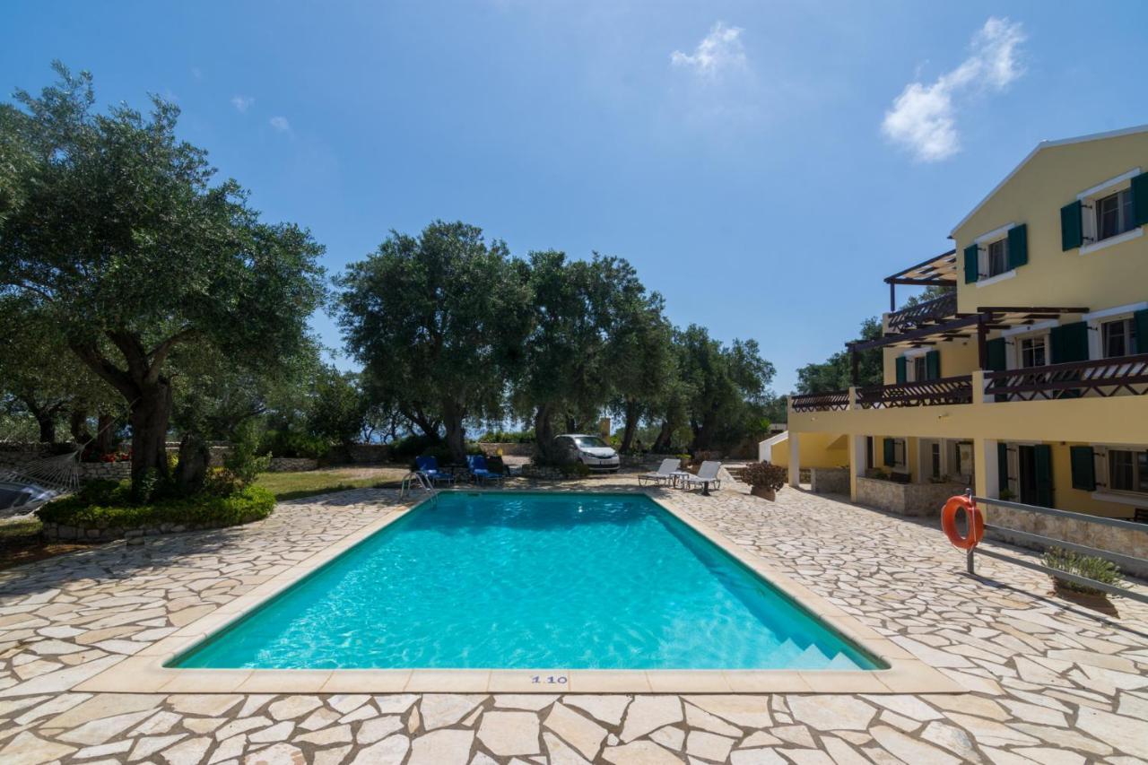 Villa Elaia Suites & Apartments No.5 Gaios Bagian luar foto