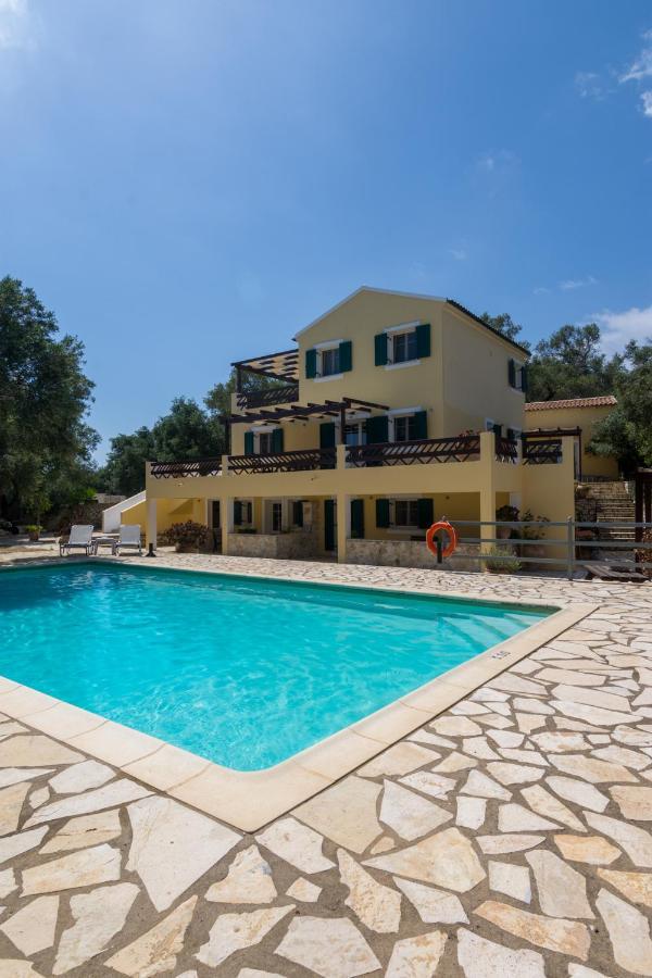 Villa Elaia Suites & Apartments No.5 Gaios Bagian luar foto