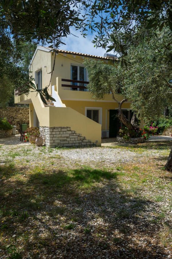 Villa Elaia Suites & Apartments No.5 Gaios Bagian luar foto