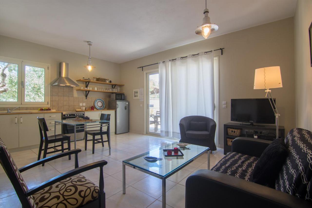 Villa Elaia Suites & Apartments No.5 Gaios Bagian luar foto