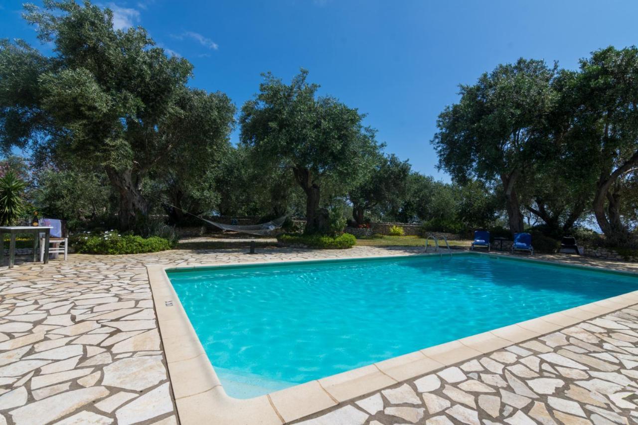 Villa Elaia Suites & Apartments No.5 Gaios Bagian luar foto