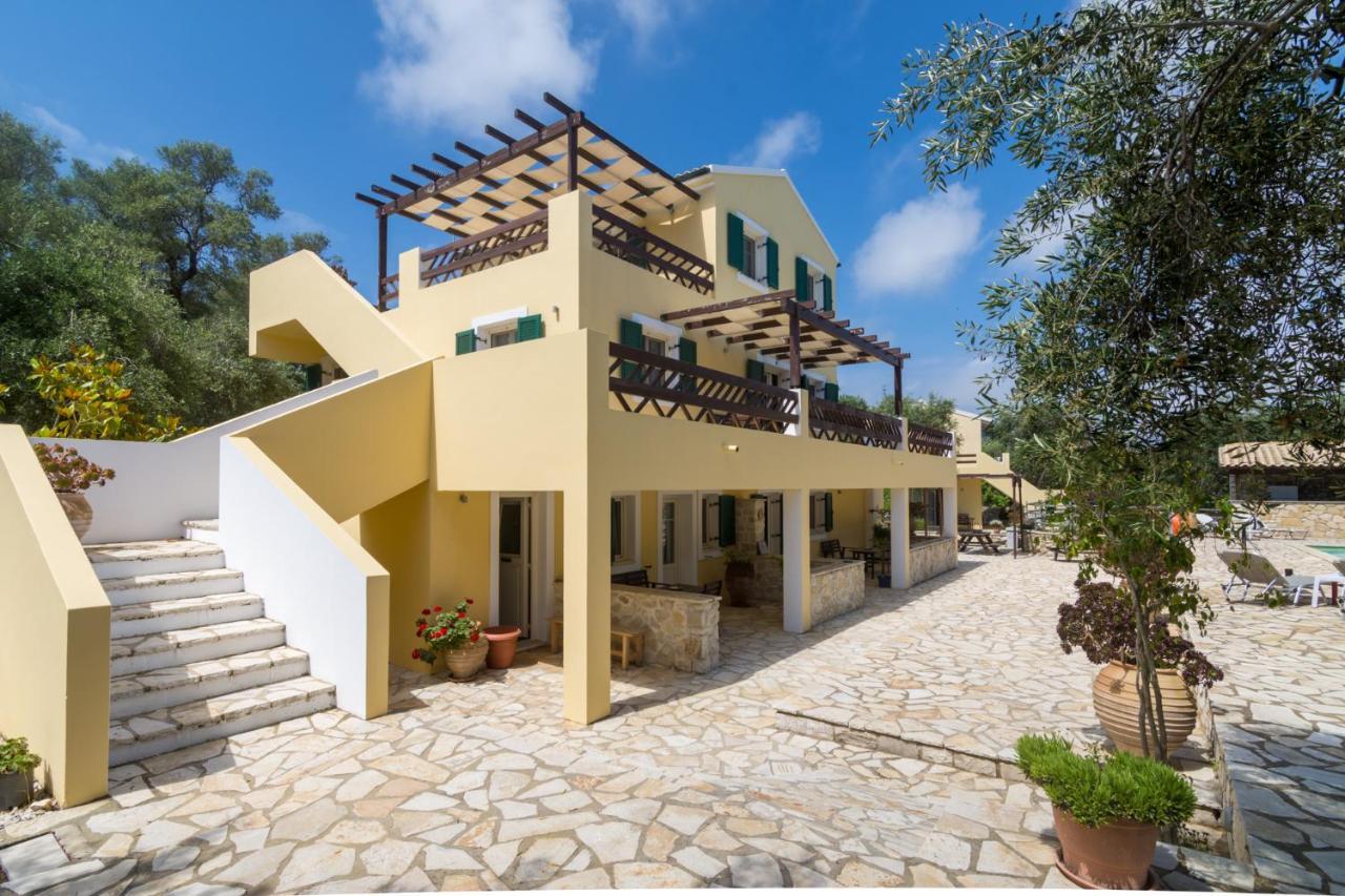 Villa Elaia Suites & Apartments No.5 Gaios Bagian luar foto