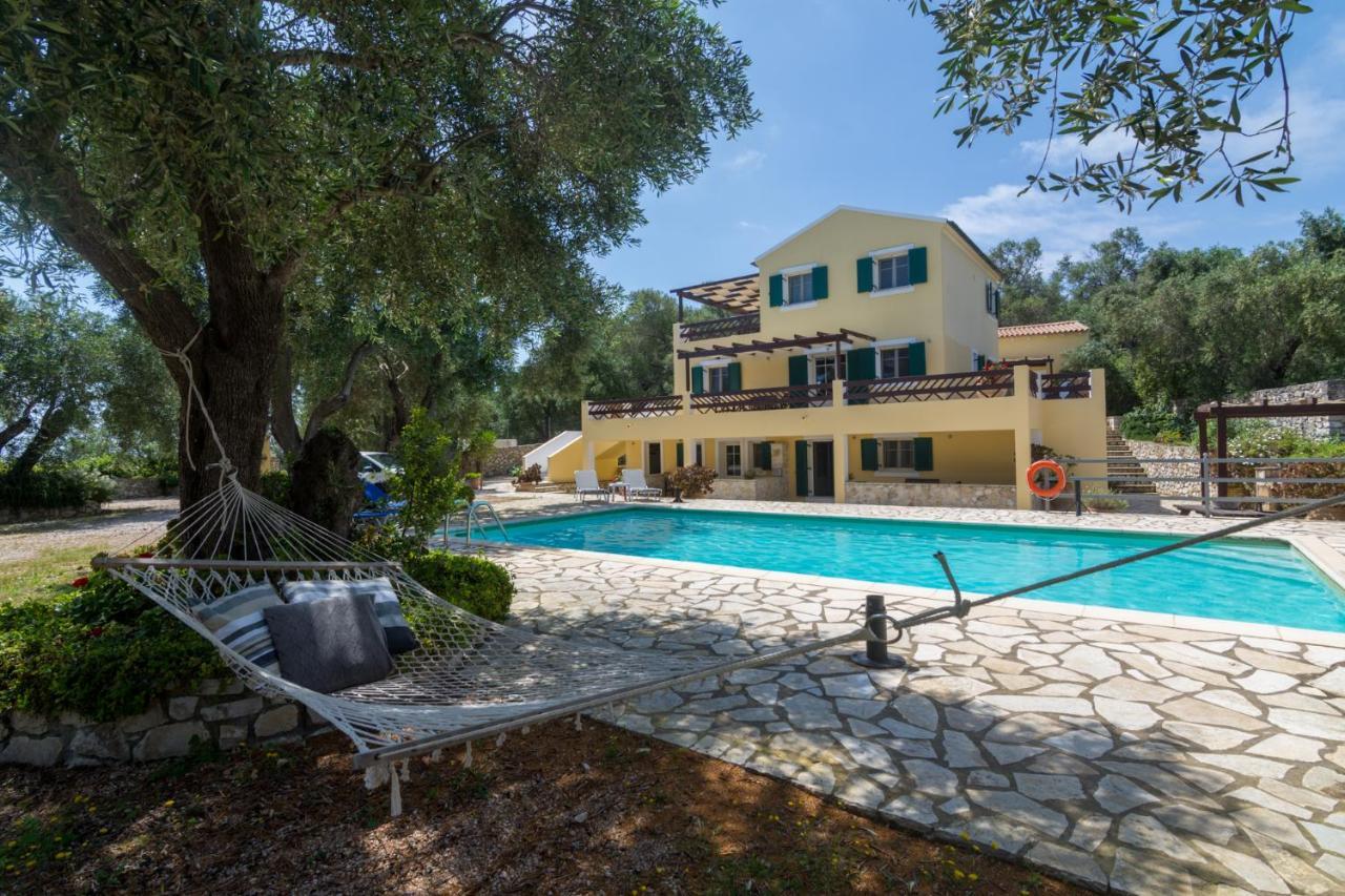 Villa Elaia Suites & Apartments No.5 Gaios Bagian luar foto