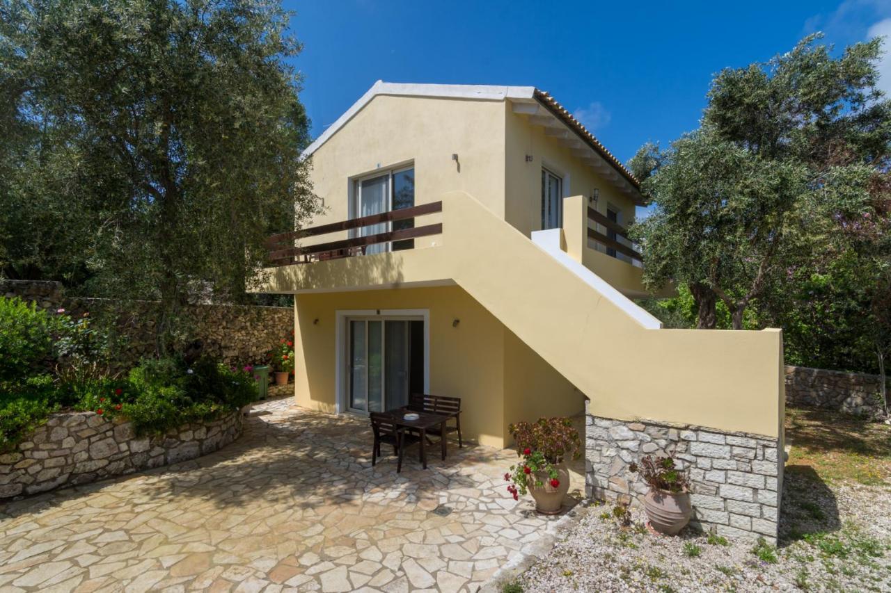 Villa Elaia Suites & Apartments No.5 Gaios Bagian luar foto